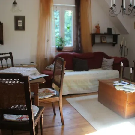Ferienwohnung Im Wald - 2 *